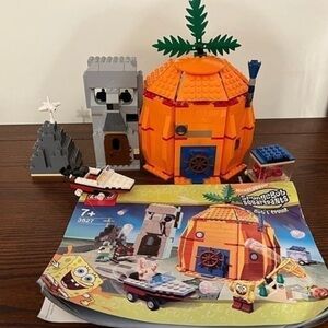 Original Lego SpongeBob SquarePants Pineapple Neighborhood Playset Toy Set